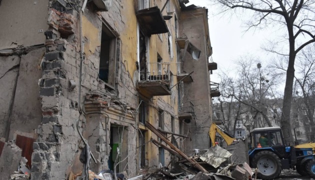 Kramatorsk attack: Two seriously injured, woman being searched under rubble 