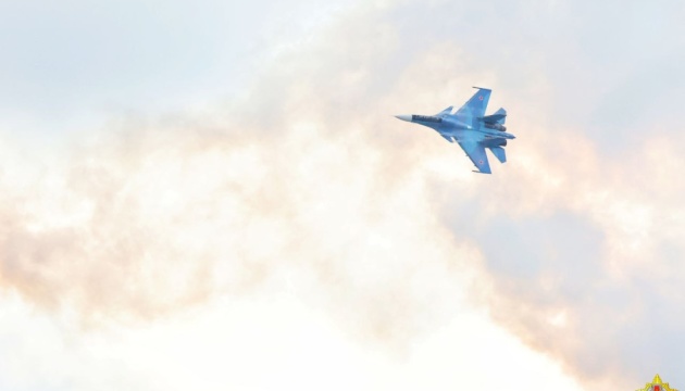 росіяни не забирають літаки після спільних військових навчань у білорусі