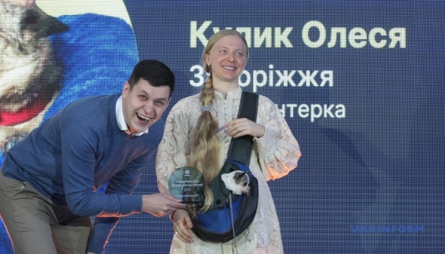 В Україні відзначили 20 волонтерів, які рятують тварин