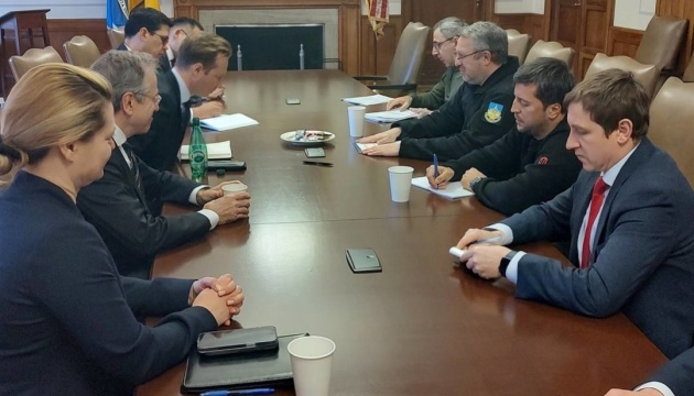 Ukraine’s top prosecutor meets U.S. colleagues to discuss seizure of Russian assets