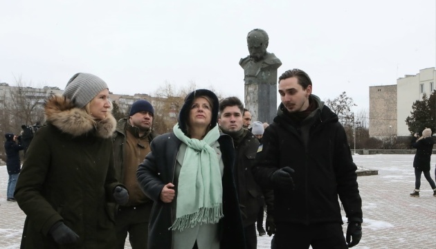 Президентка ПА НАТО відвідала зруйновану росіянами Бородянку