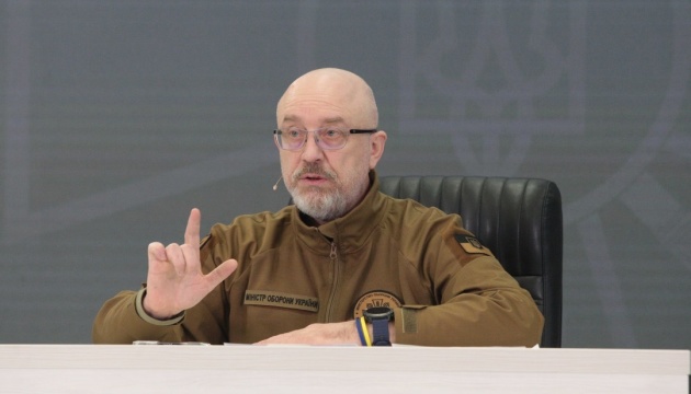 列茲尼科夫国防长：我们需要“坦克联盟”以进行反攻