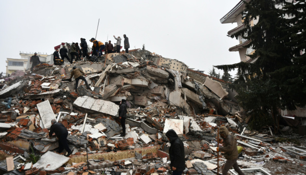 Ukraine offers Turkey help in quake rescue operation - Zelensky