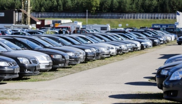 У Латвії пропонують пожертвувати Україні конфісковані автомобілі