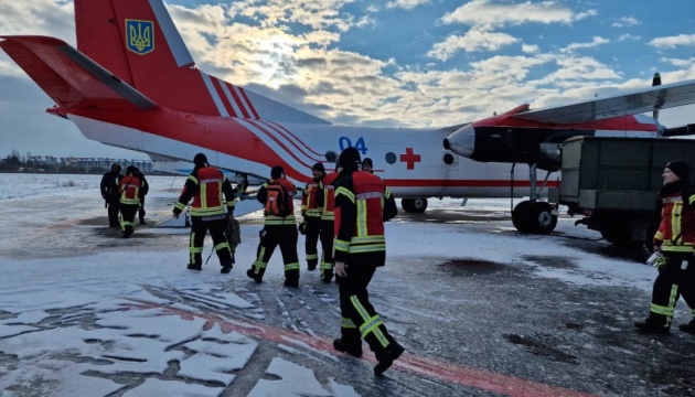 First group of Ukrainian rescuers arrives in Turkey
