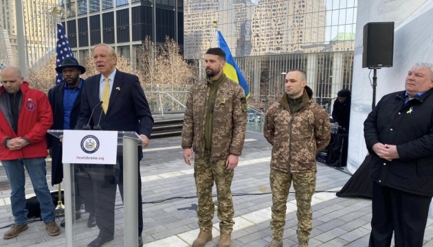 Ексгубернатор штату Нью-Йорк нагадав американцям, що війна в Україні триває майже рік