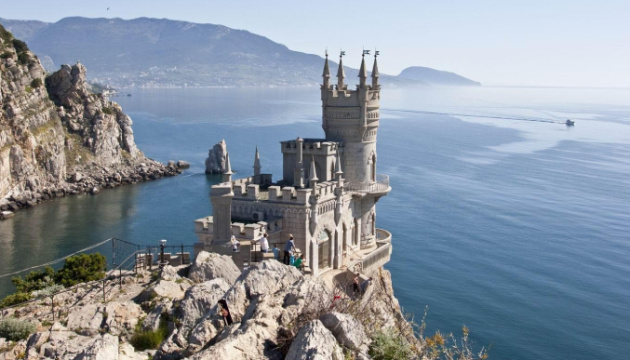 російська пропаганда у Криму: як кремлівські медіа інтегрують півострів у політичний та культурний простір рф