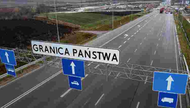 Пункт пропуску «Нижанковичі-Мальховіце» на кордоні з Польщею відкриють для порожніх вантажівок