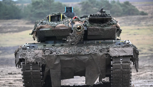 Ukraine receives three Leopard 2 tanks from Portugal