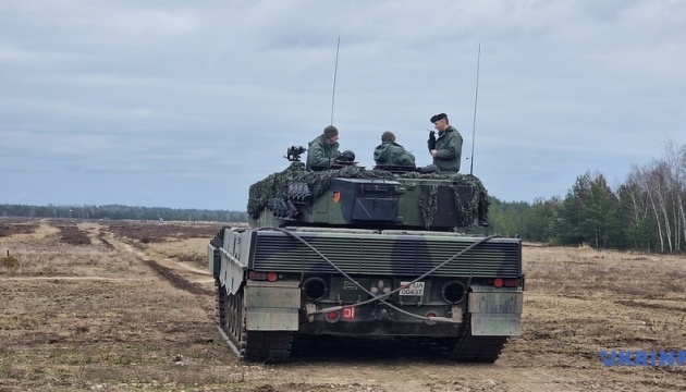 ドイツとスペインでウクライナ軍人への主力戦車レオパルト２訓練が終了