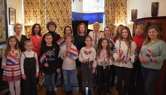 Українці в Нідерландах записали відеопривітання з днем народження для прем’єра Рютте