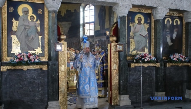 Епіфаній на Стрітення відслужив літургію у Трапезному храмі Київської Лаври