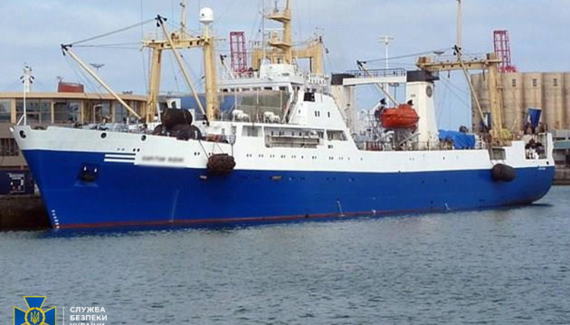 В Іспанії арештували два українські судна, якими намагаються заволодіти бізнесмени рф