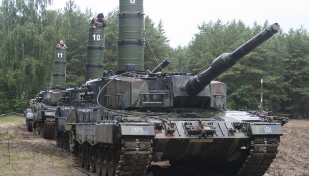 Іспанія відправить в Україну 6 танків Leopard 2A4 до кінця наступного тижня