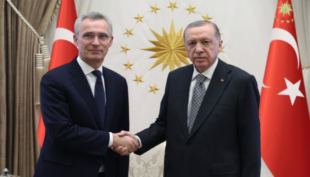 Ердоган і Столтенберг обговорили події в Росії та вступ Швеції до НАТО