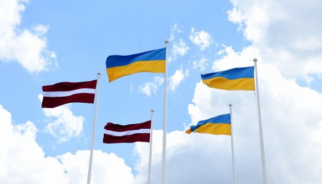 Підтримка ЗСУ та відбудова: Латвія затвердила новий пакет допомоги Україні