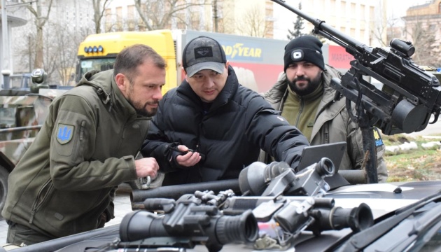 На Миколаївщині військові отримали з Латвії нове обладнання для виявлення ворожих дронів