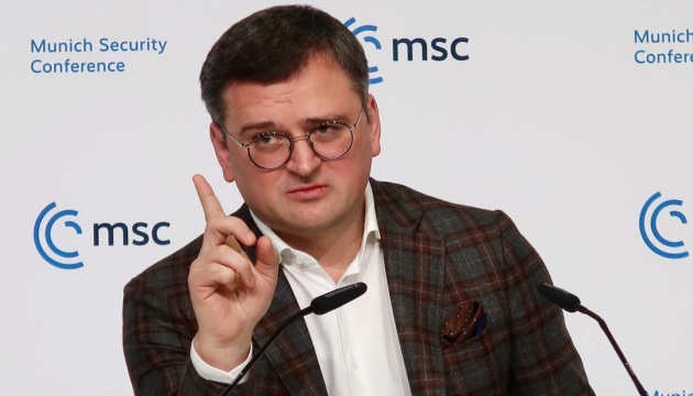 Публікації у ЗМІ про «повільний контрнаступ» не впливають на допомогу Україні - МЗС