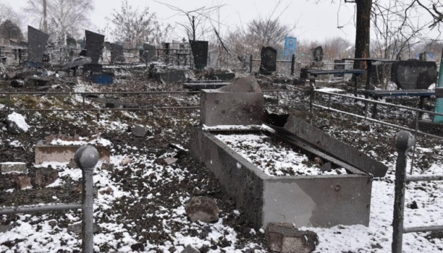 V Sumskej oblasti ruské jednotky ostreľovali dedinský cintorín