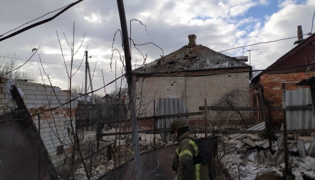 На Харківщині внаслідок ворожих обстрілів поранені двоє жінок