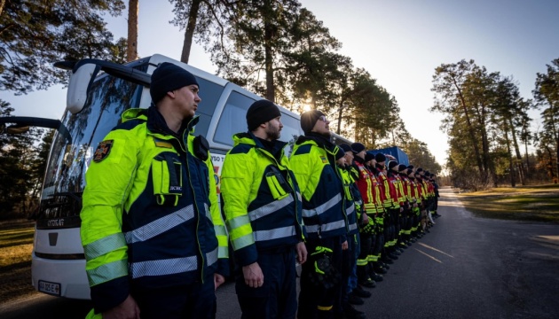 First team of Ukrainian rescuers returns from Türkiye
