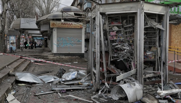 Russians hit Kherson region 60 times in past day. Five civilians injured