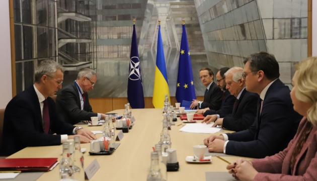 Не існує протистояння між Заходом та Півднем навколо допомоги Україні – Кулеба