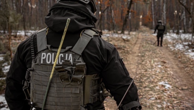Дуда подякував польським поліцейським за «таємну» місію з розмінування України