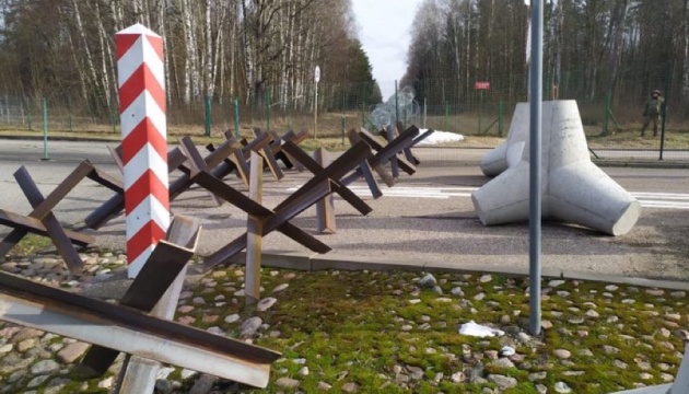 Польща будує фортифікаційні загородження на кордоні з росією і білоруссю