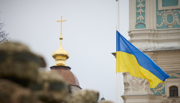 More weapons, less corruption: Ukrainians name conditions for victory over Russia