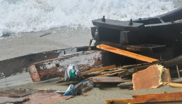 Біля Італії розбився човен з мігрантами, щонайменше 45 загиблих