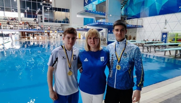 Миколаївець Максим Мірза виграв «золото» та «бронзу» Кубка України зі стрибків у воду
