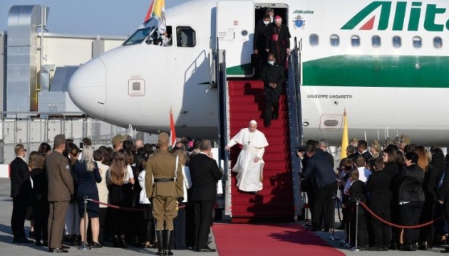 Папа Римський зустрінеться з українськими біженцями під час візиту до Угорщини