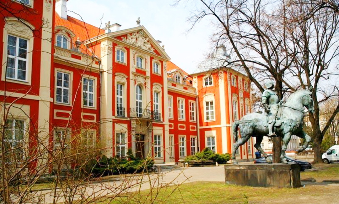 Варшавська академіїя красних мистецтв