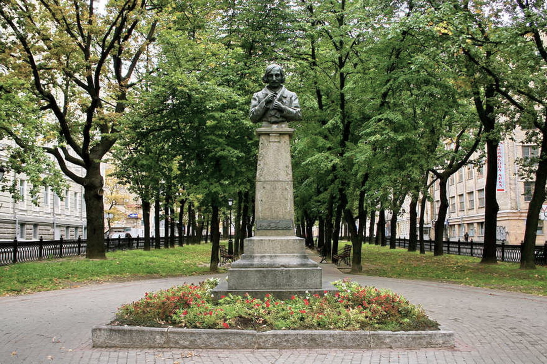 Пам'ятник Олександру Пушкіну у Харкові