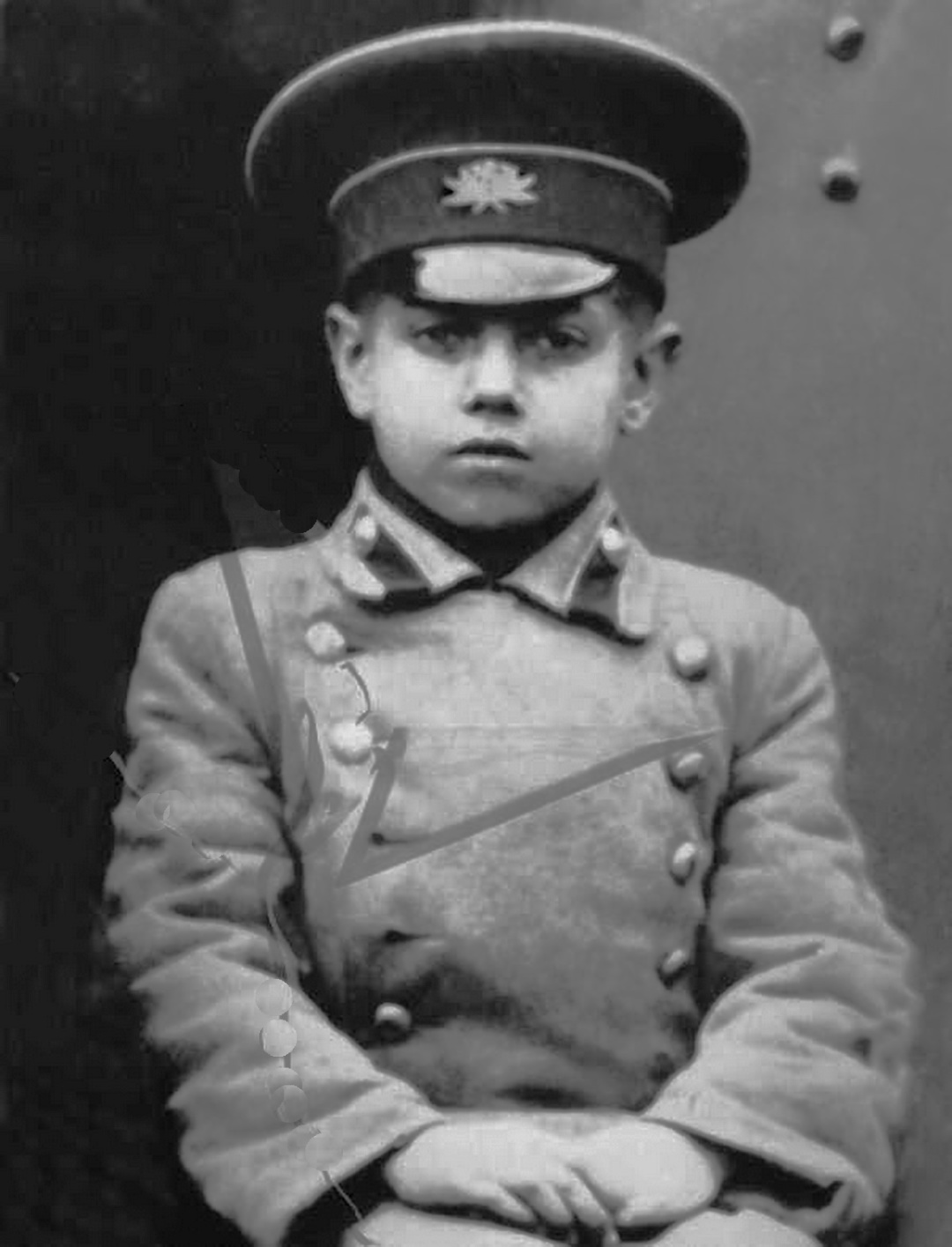 Гімназист-першвчок Сергійко Лифар,  1910 р.