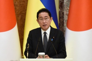 Прем’єр Японії закликатиме Китай до відповідальних дій щодо України