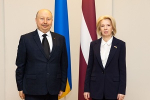 Немчінов зустрівся з міністром оборони Латвії, подякував за допомогу на понад €300 мільйонів