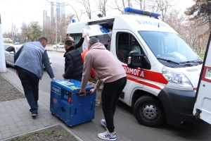 На Одещині медзаклади отримали потужні генератори від німецьких меценатів