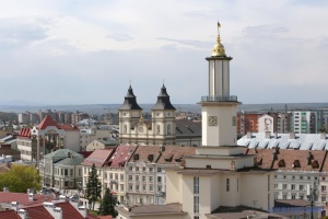 В Івано-Франківську презентували книгу про життєпис міста за 260 років