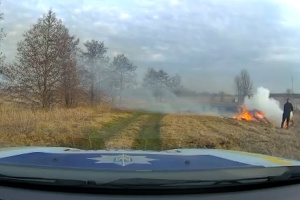 На Полтавщині під час спалювання сухостою загинув літній чоловік