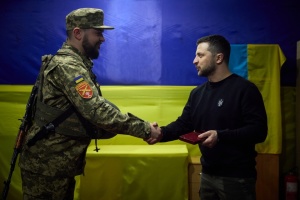 Zelensky visita las posiciones avanzadas en Zaporiyia