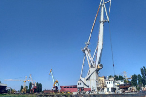 Українське Дунайське пароплавство повертає унікальний плавкран