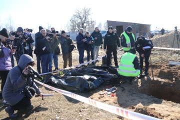 Nouvelle fosse commune découverte à Borodianka : trois civils tués par les Russes