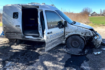 Ukraine : Une voiture de police a essuyé des tirs russes dans la région de Kherson 