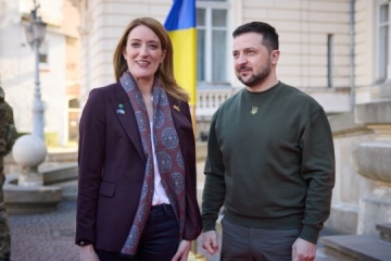  Volodymyr Zelensky rencontre la présidente du Parlement européen à Lviv