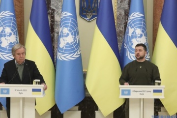 Zełenski i Guterres poparli potrzebę kontynuacji „porozumienia zbożowego”