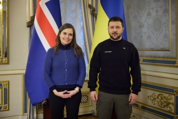 En Ukraine, la Première ministre islandaise s’est entretenue avec Volodymyr Zelensky 