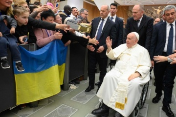 Pope to Ukrainian refugees: I pray for peace in your country