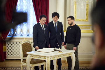ウクライナと日本、２国間関係の「特別なグローバルシップ関係」への格上げに合意